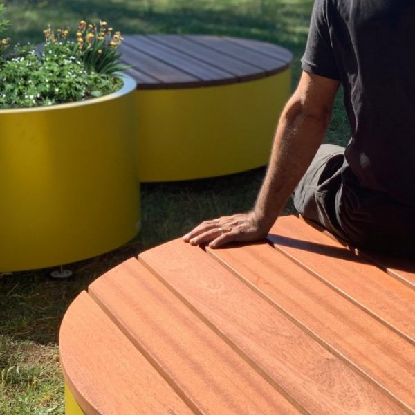 MODULO CIRC : BENCHES & PLANTERS