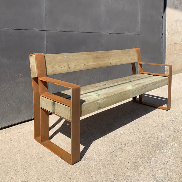 XIVA : BANC